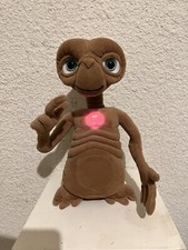 --  E.T.  L'EXTRA-TERRESTRE