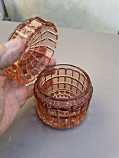 pot en verre avec couvercle