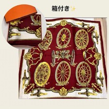 Foulard 100% soie HERMES Carre