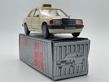 Mercedes-Benz 190E Taxi 1/35