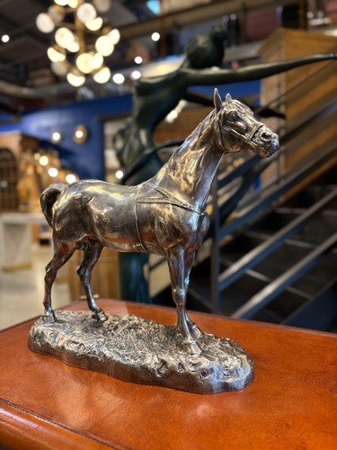 Statut cheval bronze - en,