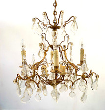 lustre louis XV en bronze à huit lumière décor de pendeloques taillé .XX siècle.