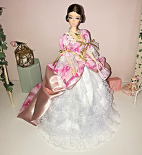 Barbie GOLD Label 12 Days of