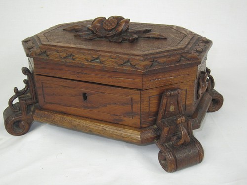Ancienne grande boite coffre - ancienne,