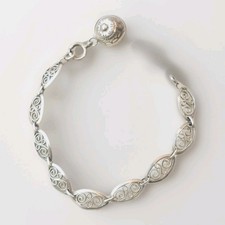 Ancien Bracelet En Argent Massif Filigrane Avec Grelot 1900