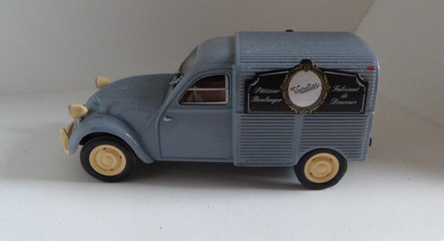 Citroen 2cv fourgonnette - 1/43,