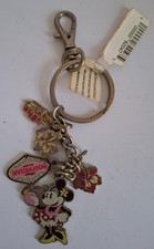 Walt Disney World porte clefs Charms Hotel Polynesian resort Minnie metal 