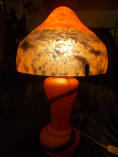 Grande Lampe Champignon en Pate de Verre Couleurs orangées Sireine Nancy
