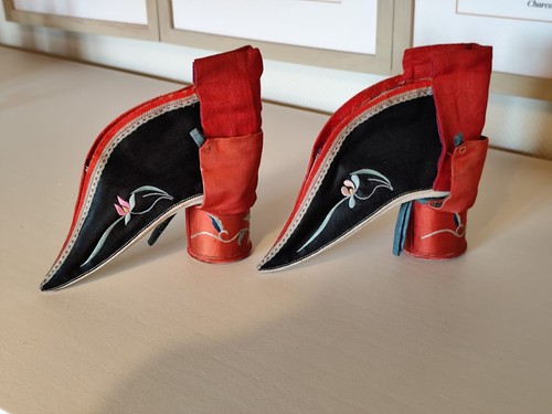 Chaussures chinoises ancienne