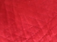 Boutis 230X250 Et 4 Taies Oreillers Assorties. Voir Photo 