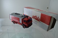 VÉHICULE POMPIERS SOLIDO