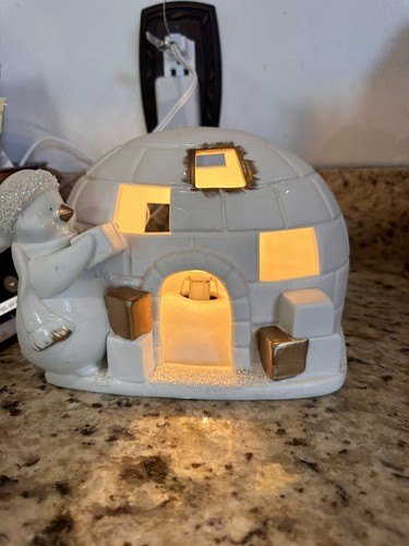 Penney home ivory - jc, porcelain