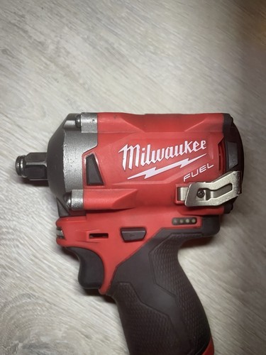 Milwaukee m12 fiwf12 - 12, v