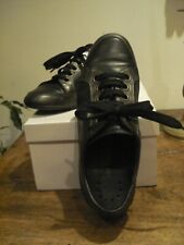 Baskets chaussures Méphisto cuir noir et gris argenté t. 38 modèle Bretta.