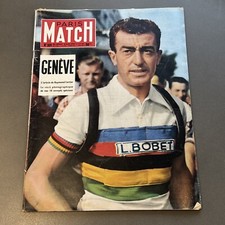 Paris Match Numéro 331 Louison Bobet / La Guerre d’Indochine ( 30 juillet 1955 )