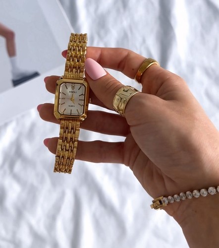 Montre élégante acier doré