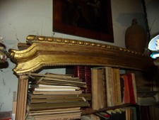 Petite  Cantonnière, En Bois Doré, époque 19ème.