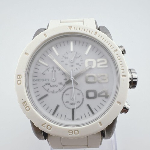 Montre chronographe quartz - à,