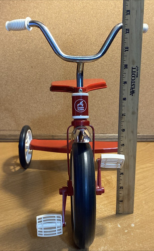 Vintage radio flyer miniature - radio,