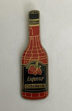 68 - Pin's RARE BOUTEILLE de Liqueur CAZANOVE - ALCOOL