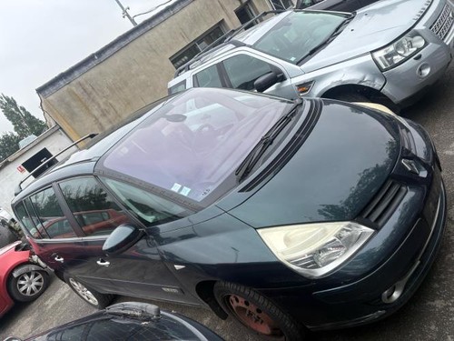 Pare choc arriere renault - arriere,