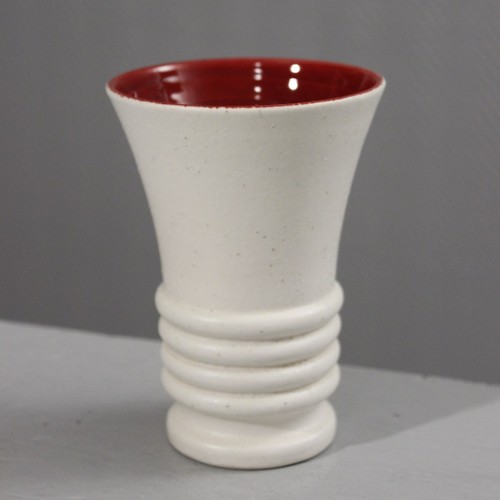 Vase cornet moderniste blanc