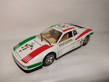 1/18 Burago Ferrari Testarossa Foot 90 1984