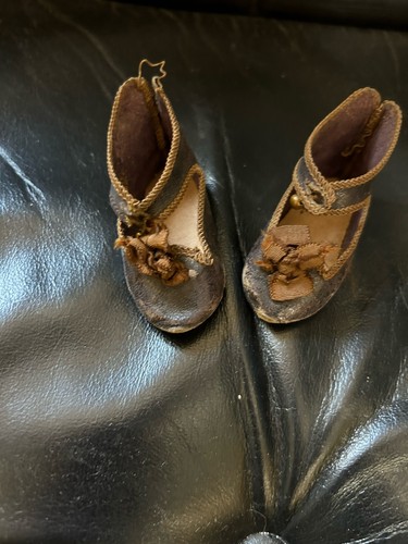 Jolies chaussures jumeau - jolies,