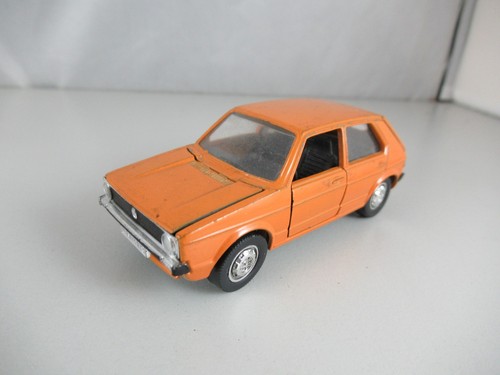 Schuco volkswagen golf - 1:43, vw