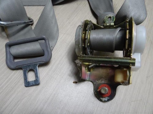 Ceinture arriere gauche mazda - gauche,