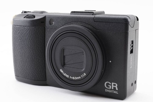 Ricoh digital iii - gr,