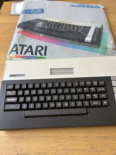 Atari 800 computer retro - xl,