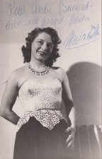 MIRABELLE PHOTOGRAPHIE sur CARTE 14*9  avec AUTOGRAPHE