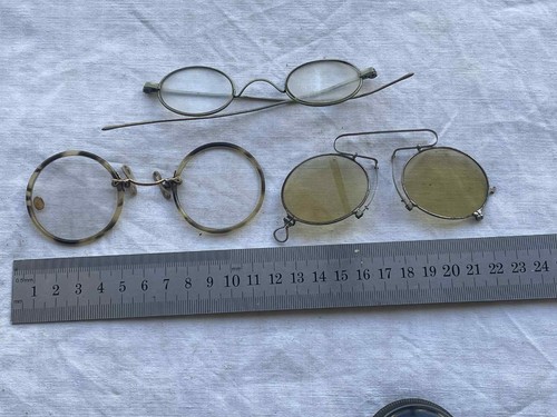Lot anciennes paires - 3,