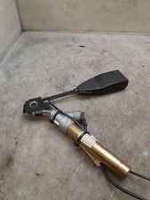 Ancrage ceinture avant gauche