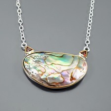 Collier coquille d'ormeau