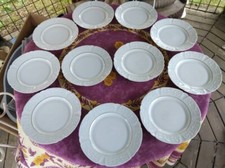 11  Assiette Plate Porcelaine
