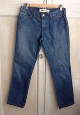 Jambe droite skinny délavée