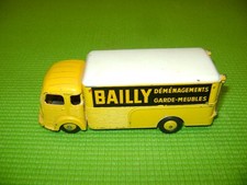DINKY TOYS 33AN CAMION SIMCA CARGO BAILLY DEMENAGEMENT