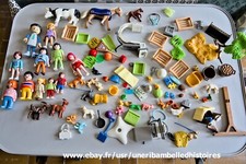 Lot PLAYMOBIL 10personnages + animaux + divers accessoires...
