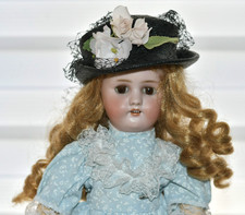 Poupée ancienne Simon Halbig moule 1078