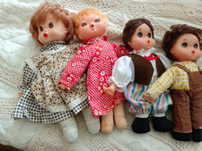 Lot petites Poupése De