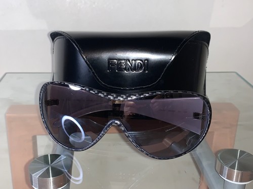 Lunettes soleil fendi - de,