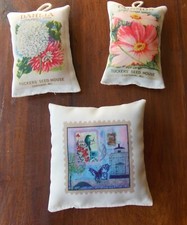 SACHETS  IMPRIMES DE FLEURS ET