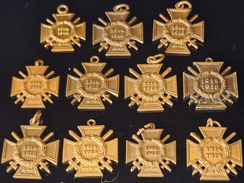 Lot croix d honneur - 11, x