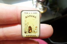 pin s broche badge TIR A L ARC