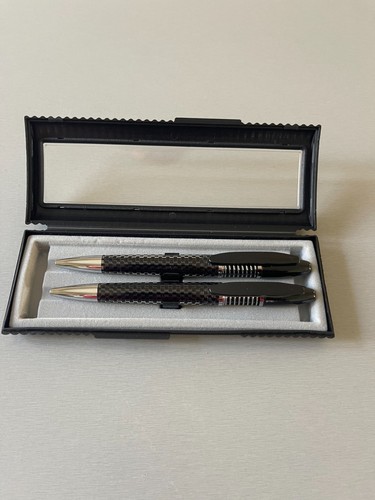 Boite avec stylo bille - avec,