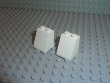 2 x Pièce inclinée LEGO white slope brick ref 3678b / Set 9493 75244 7931 20010 