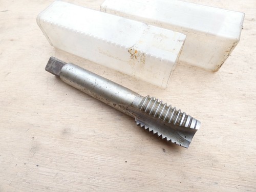 Taraud lèvres passe - 1, 1"