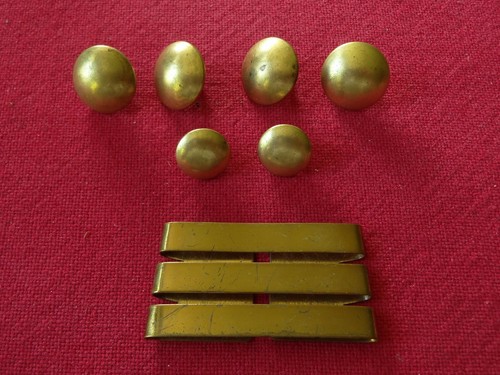 Lot boutons anciens armée - boutons,